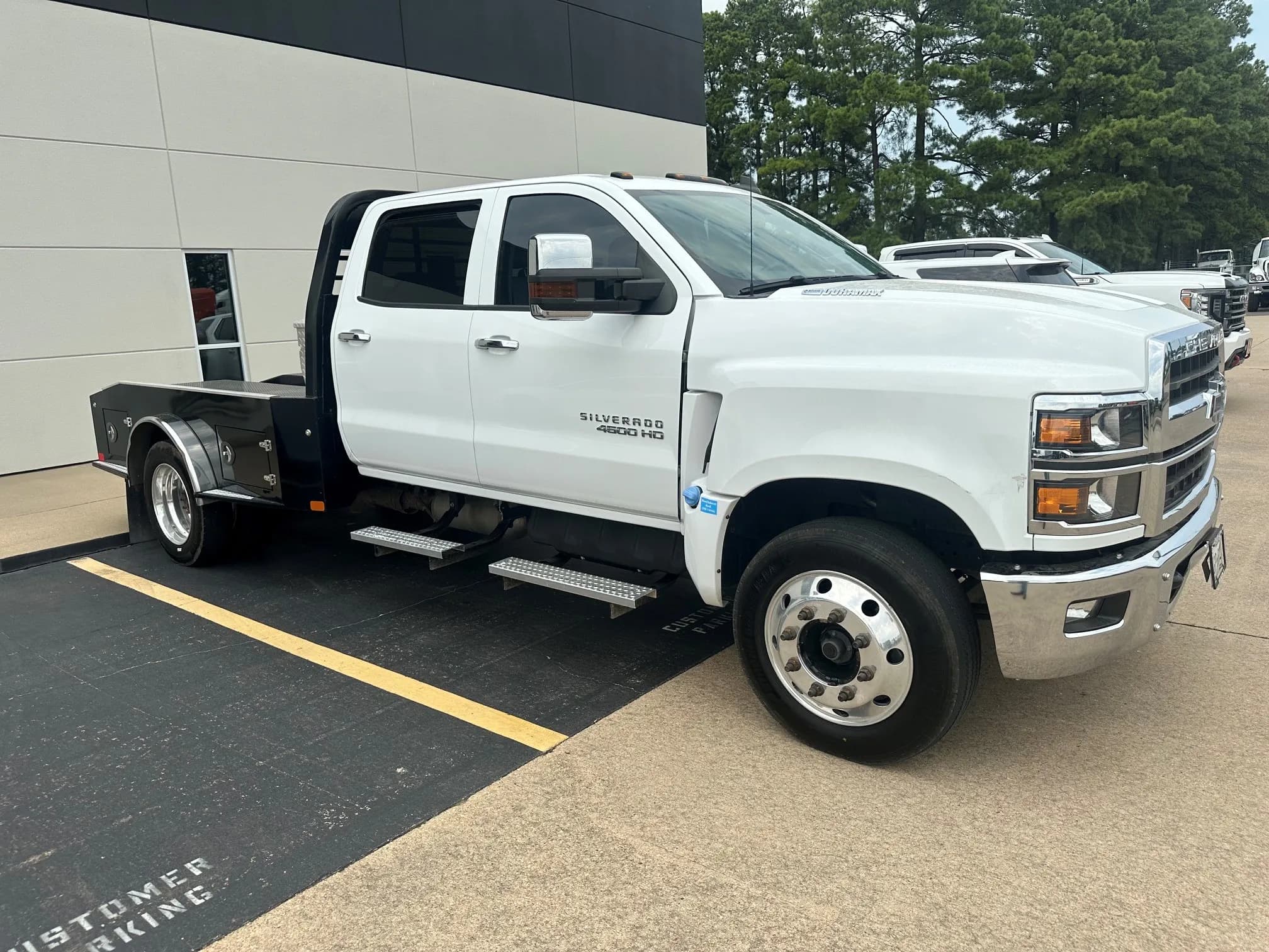 2020 SILVERADO 4500 HD thumbnail 3