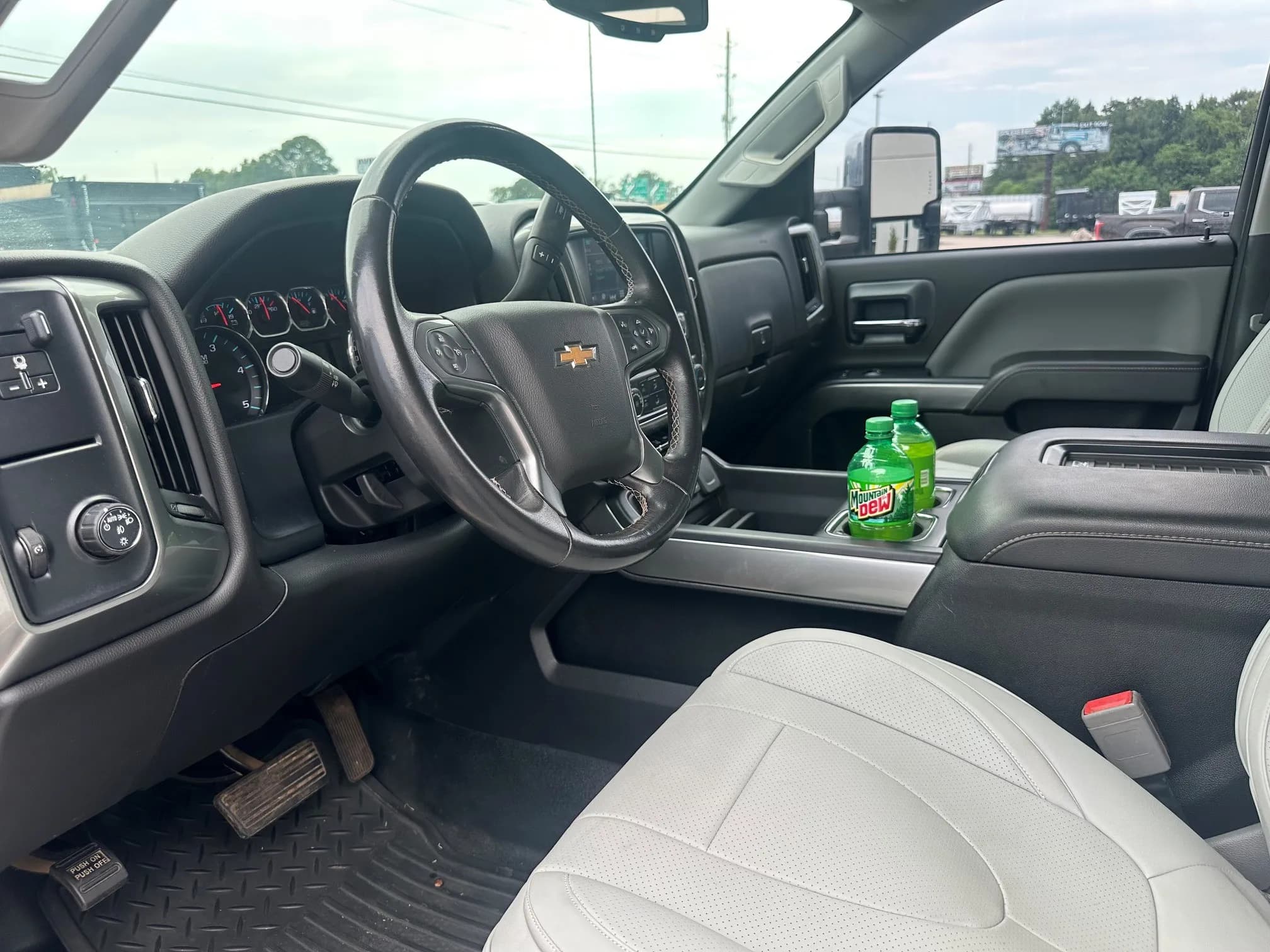 2020 SILVERADO 4500 HD thumbnail 7