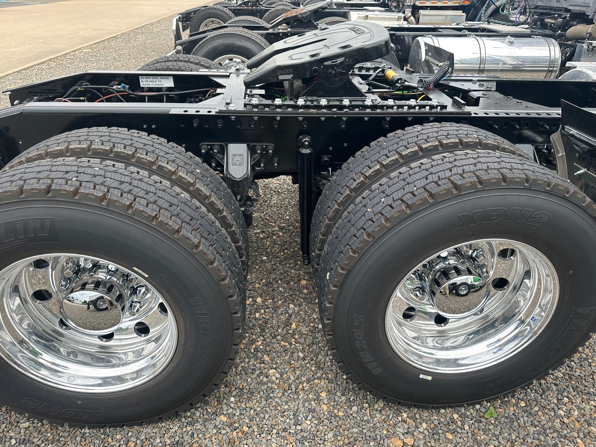 2026 INTERNATIONAL HX520 - image 3 of 6